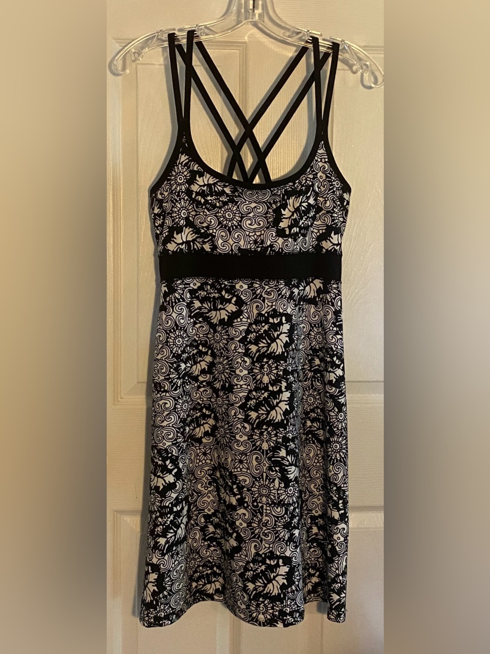 Lola By AFG Activewear Dress Size Medium